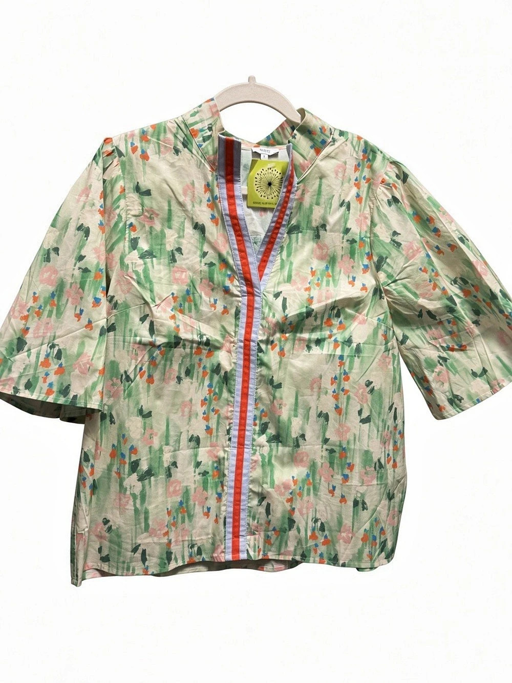 VOY  June Print Top Abstract Print Top in Green Size Large NWT